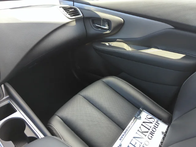 Used 2023 Gray Nissan SL image 29