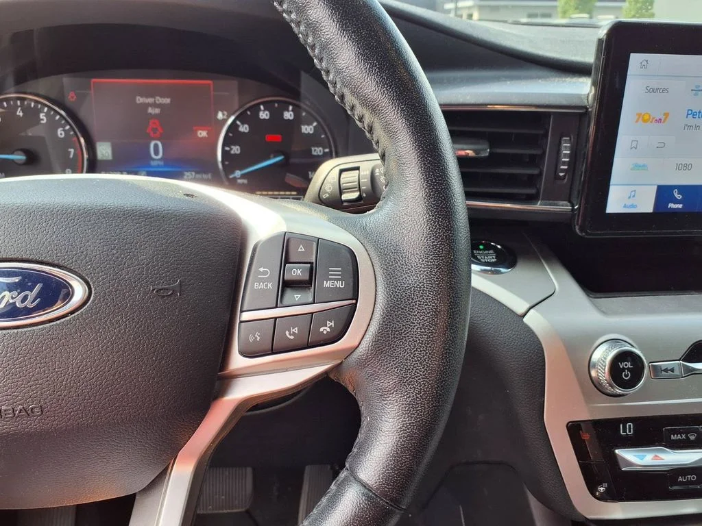Used 2021 Silver Metallic Ford XLT image 26