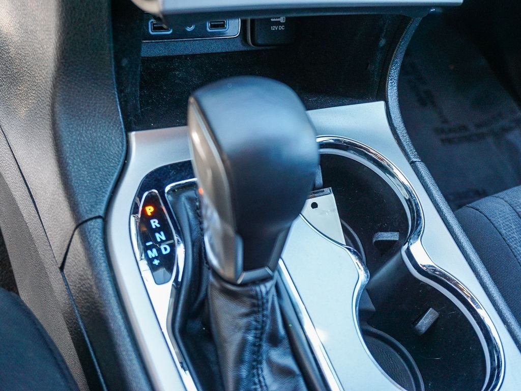 Used 2019 White Jeep Laredo E image 23