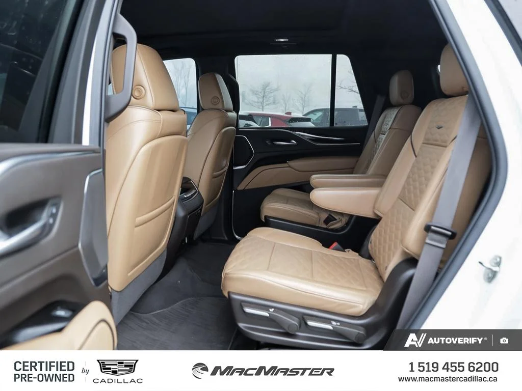Certified Used 2022  Cadillac Premium Luxury image 27