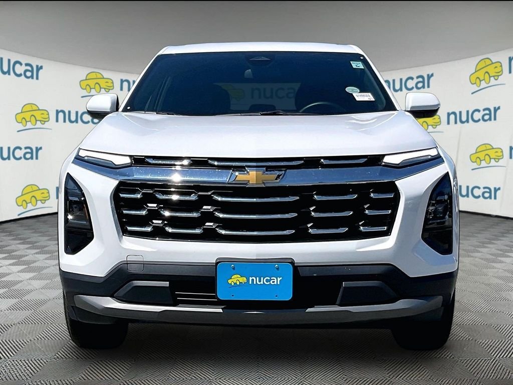 Used 2025 White Chevrolet LT image 2