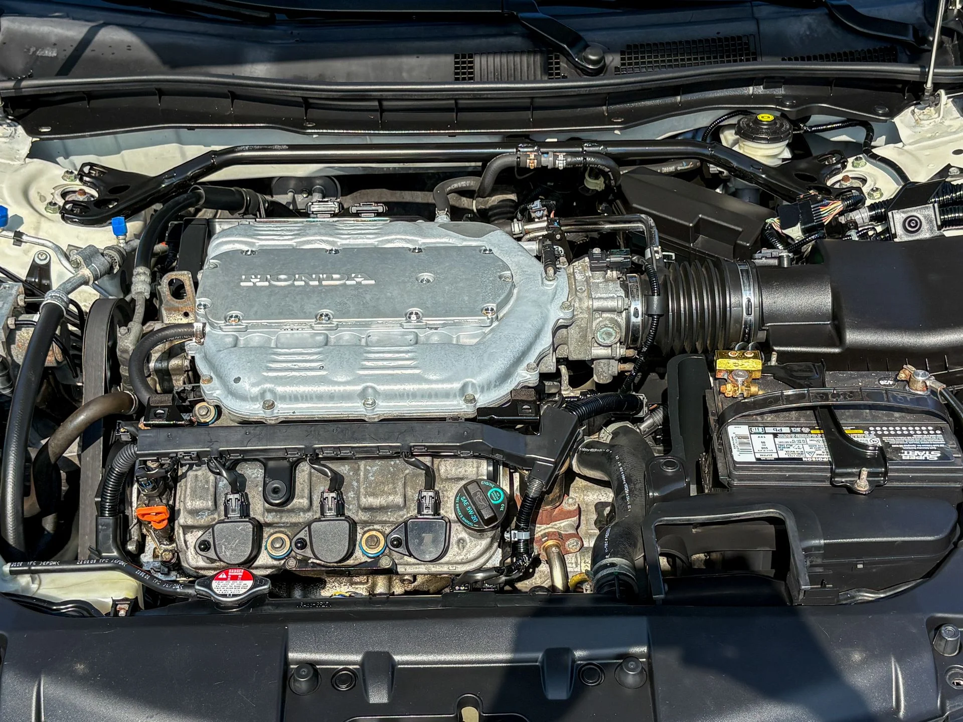 Used 2010 White Honda EX-L image 30