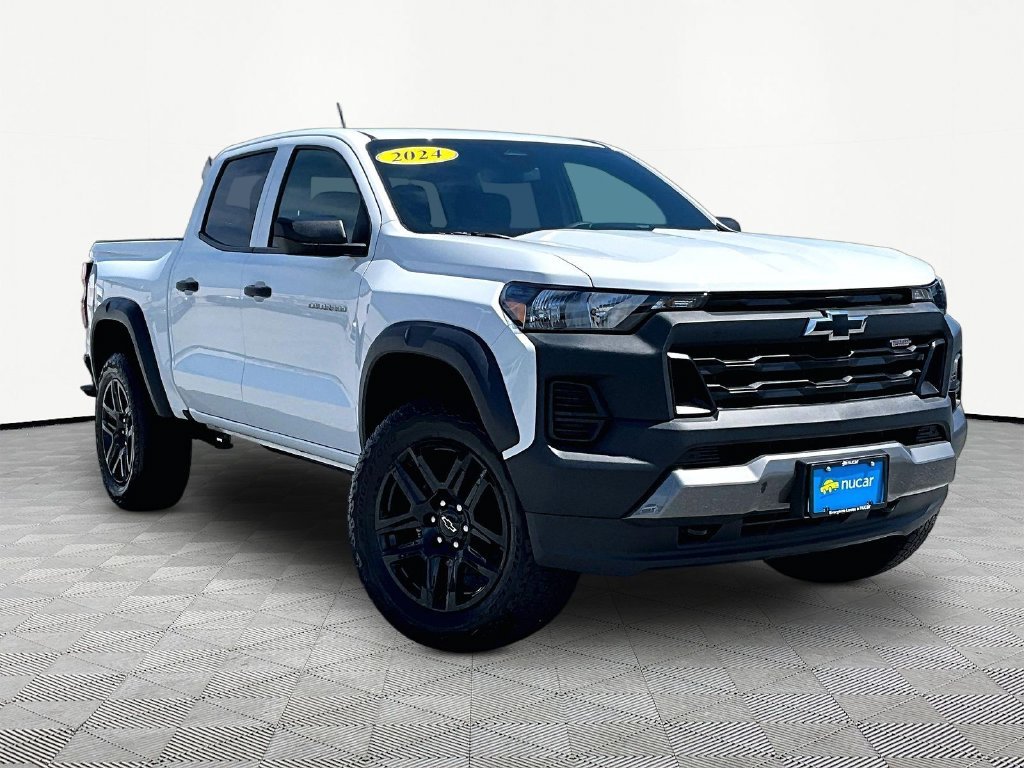 Used 2024 Summit White Chevrolet Trail Boss image 1