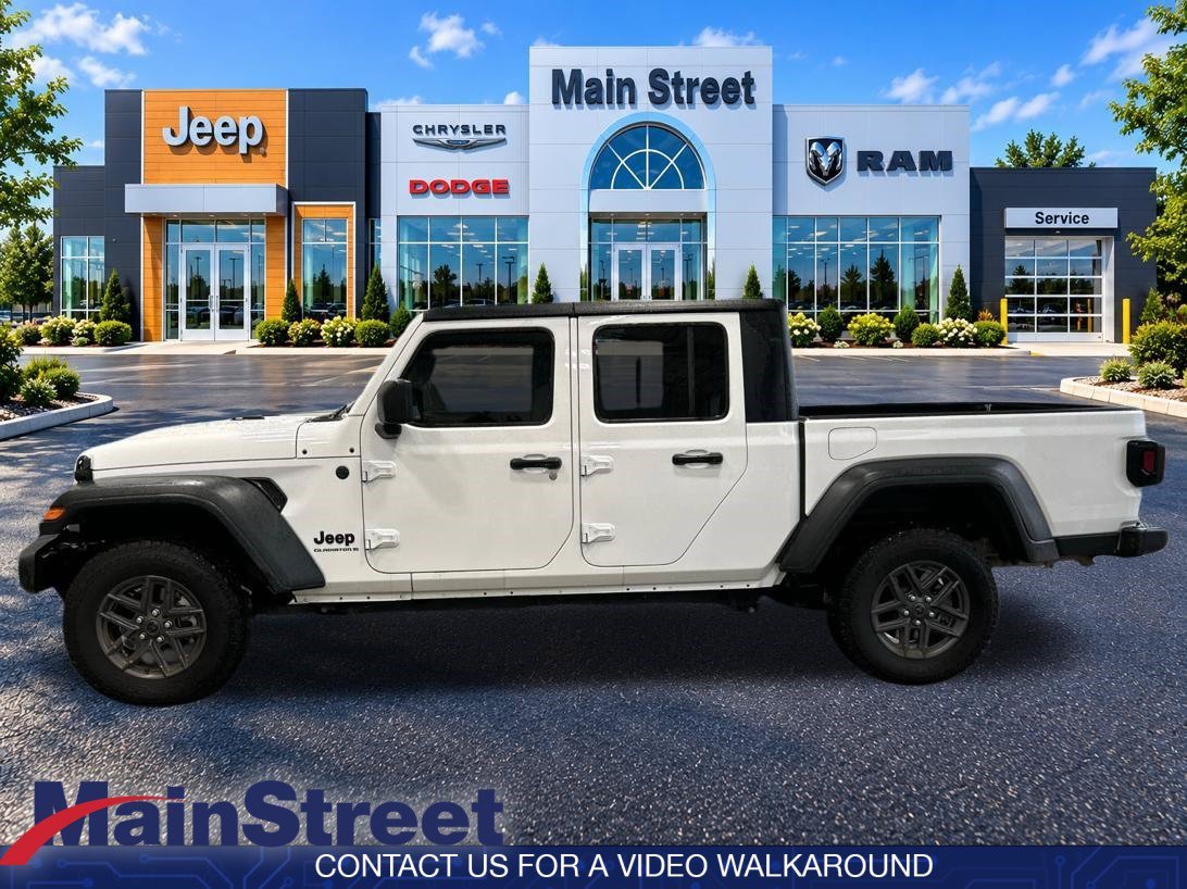 Used 2025 Jeep Gladiator Sport S with VIN 1C6PJTAG1SL518412 for sale in Kansas City