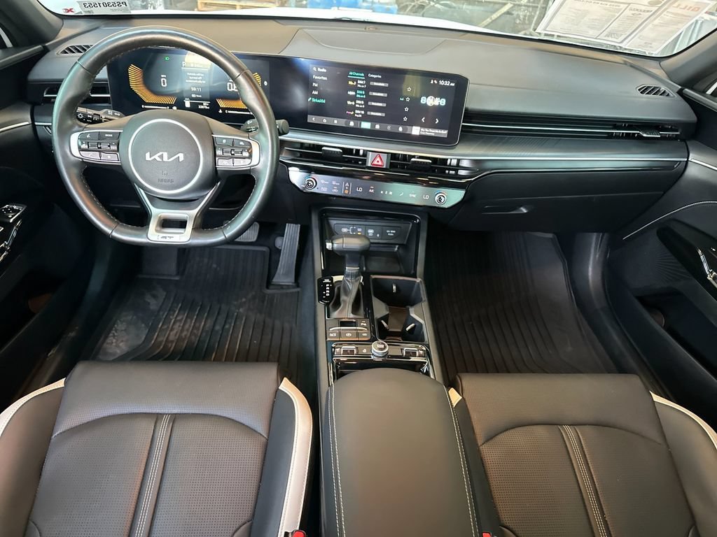 2025 Kia K5 GT-Line - Photo 15
