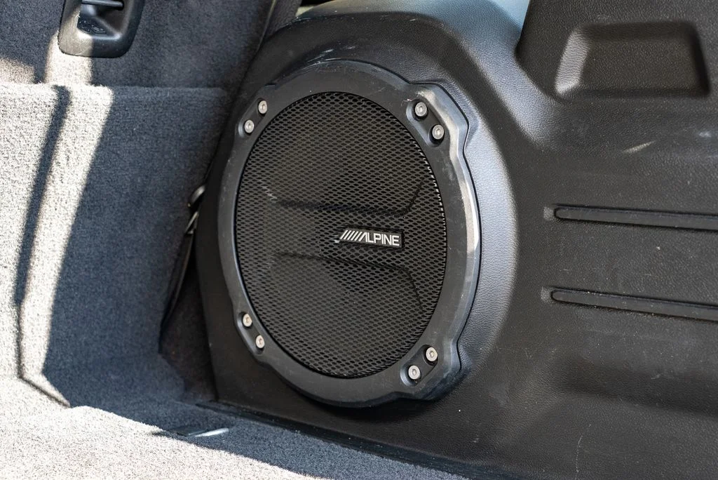 Used 2018 Black Jeep Unlimited Sahara image 9