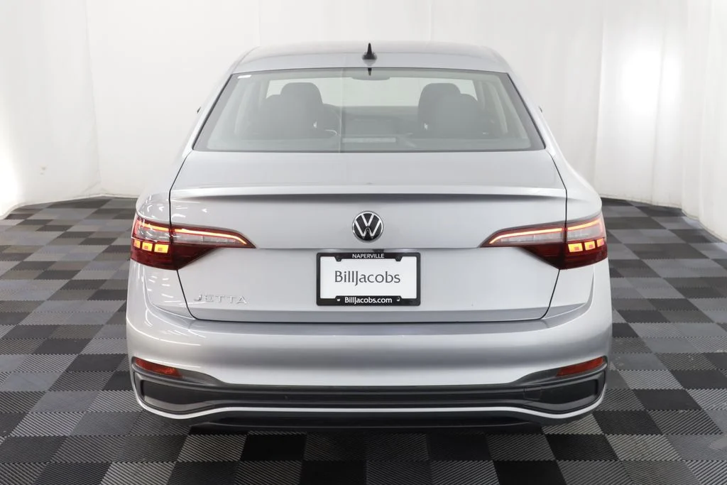 Certified Used 2022 Pyrite Silver Metallic Volkswagen 1.5T S image 16