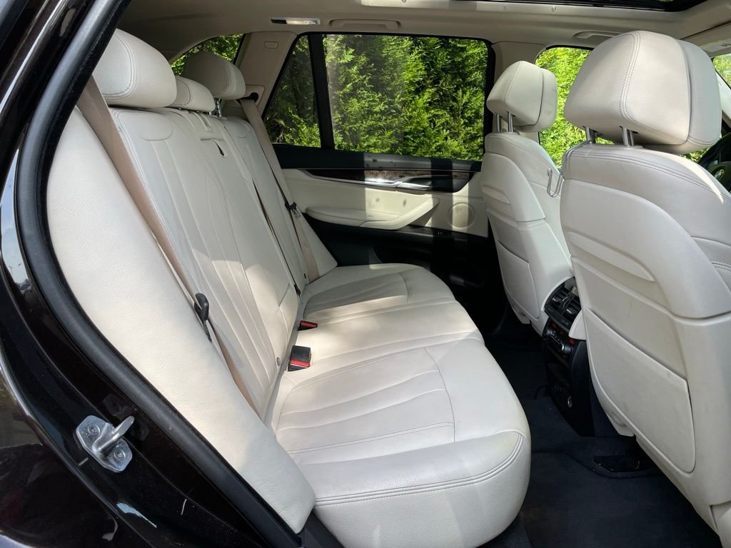 Used 2016 Brown Metallic BMW xDrive35i image 19