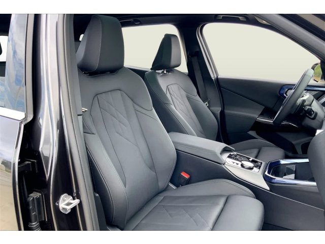 New 2026 Dark Graphite Metallic BMW 30 xDrive image 16
