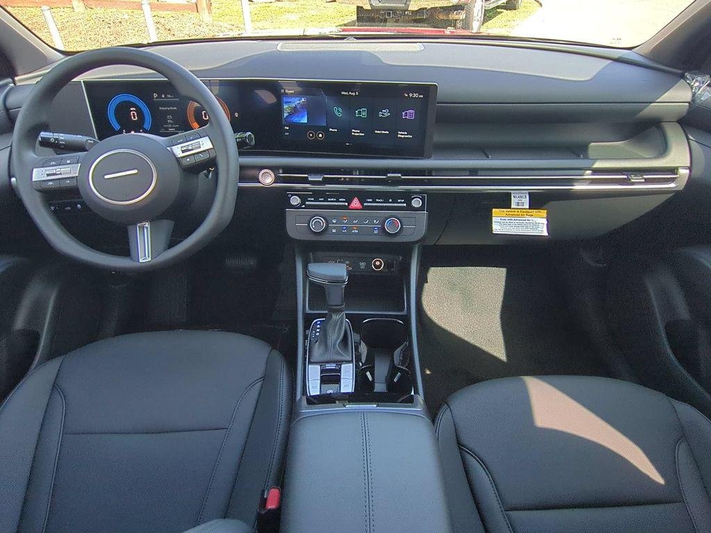 New 2027 Black Hyundai SE FWD image 17