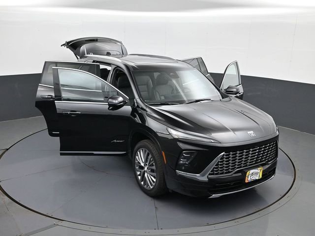 New 2026 Ebony Twilight Metallic Buick Avenir image 30