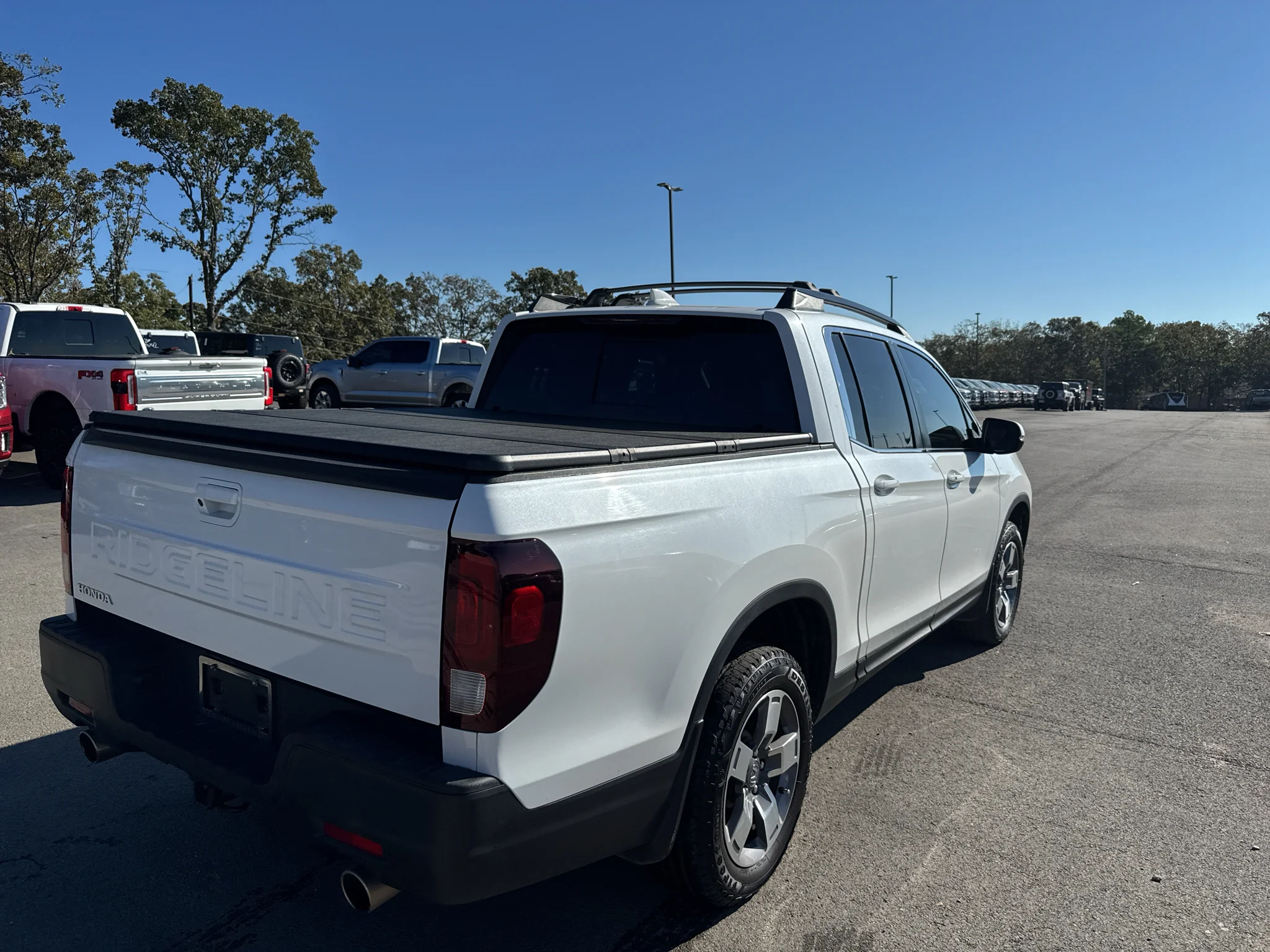 Used 2025 White Honda RTL image 5