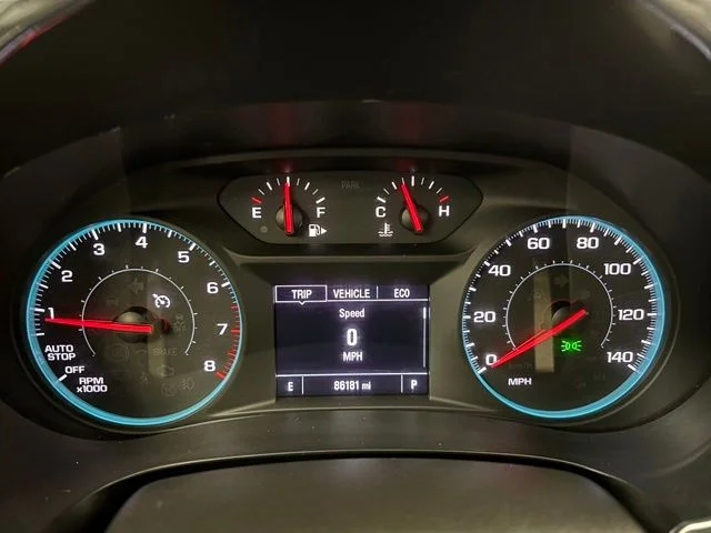 Used 2021 White Chevrolet LT image 18