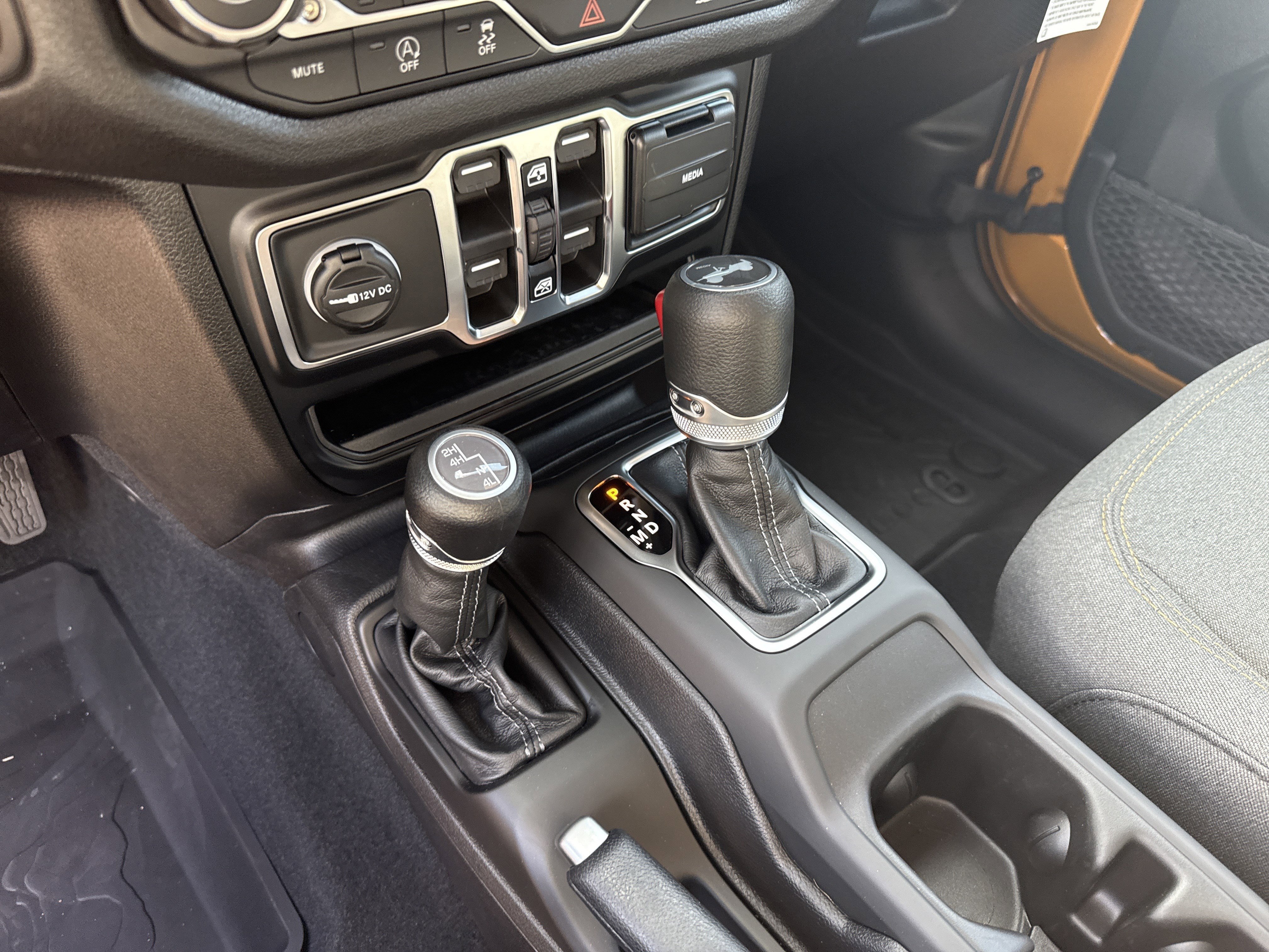 New 2026 Goldilocks Jeep Sport S image 31