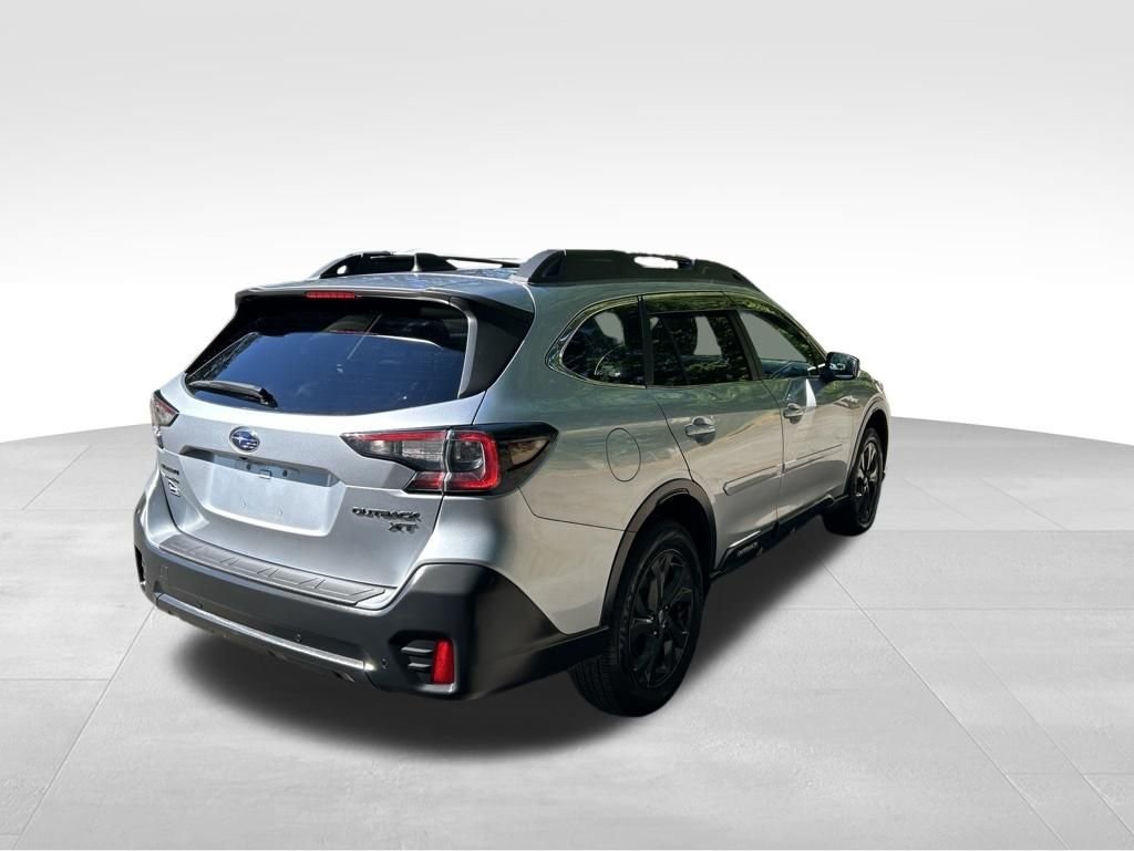 Used 2022 Silver Subaru Onyx Edition XT image 5