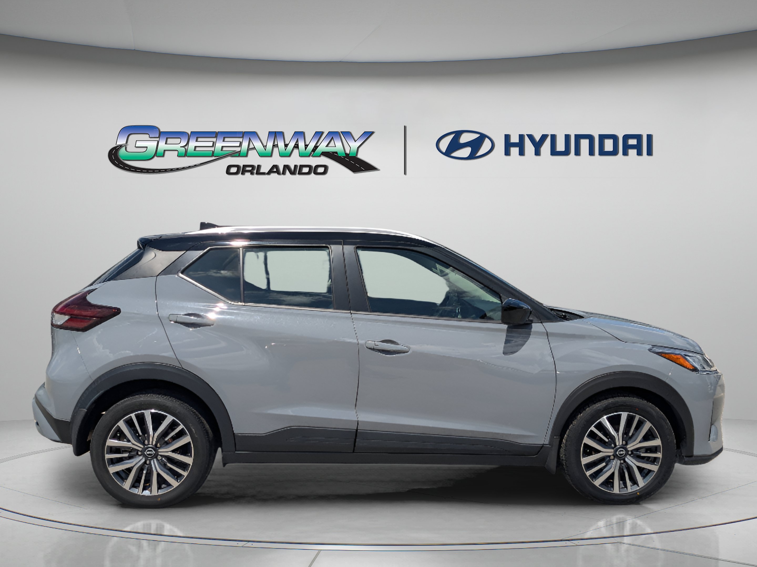 2023 Nissan Kicks SV - Photo 8