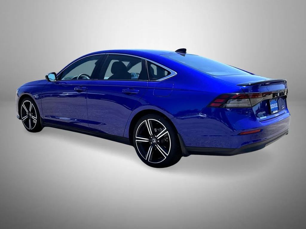 Used 2023 Blue Honda Sport image 7