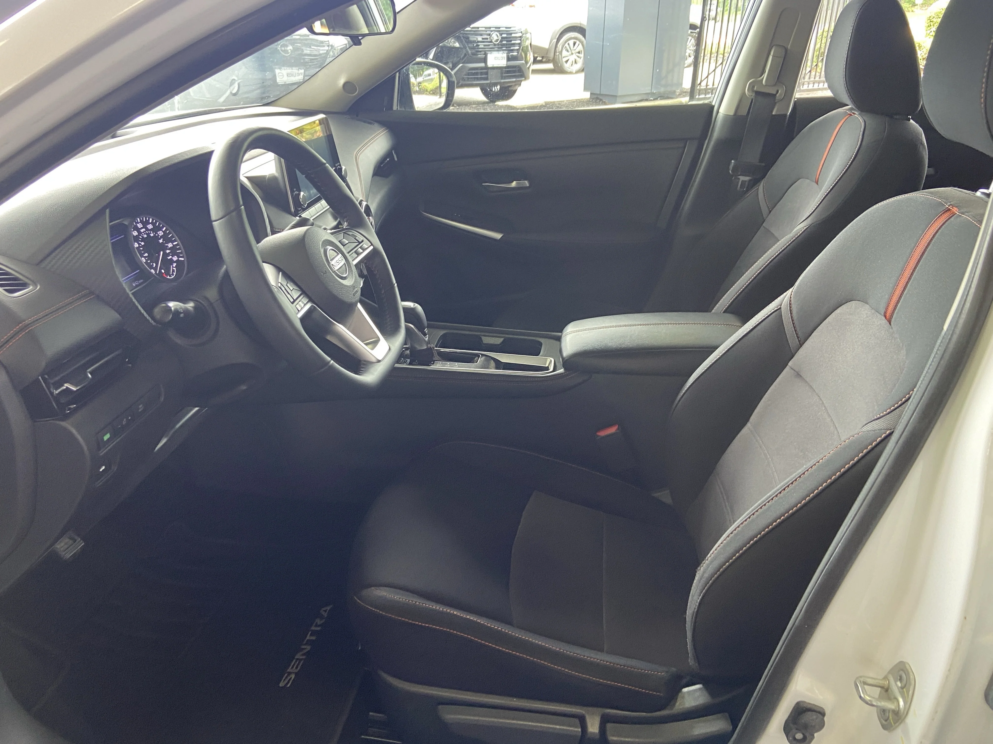 Used 2020 Aspen White Tricoat Nissan SR image 21