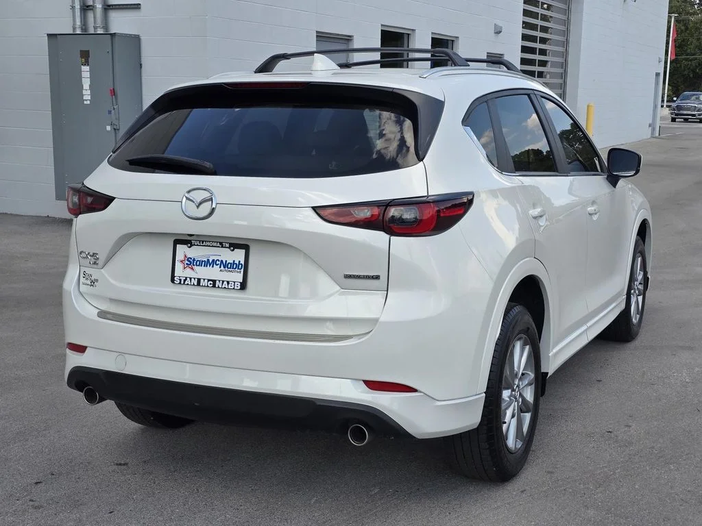 Used 2025 White Mazda 2.5 S Preferred image 7