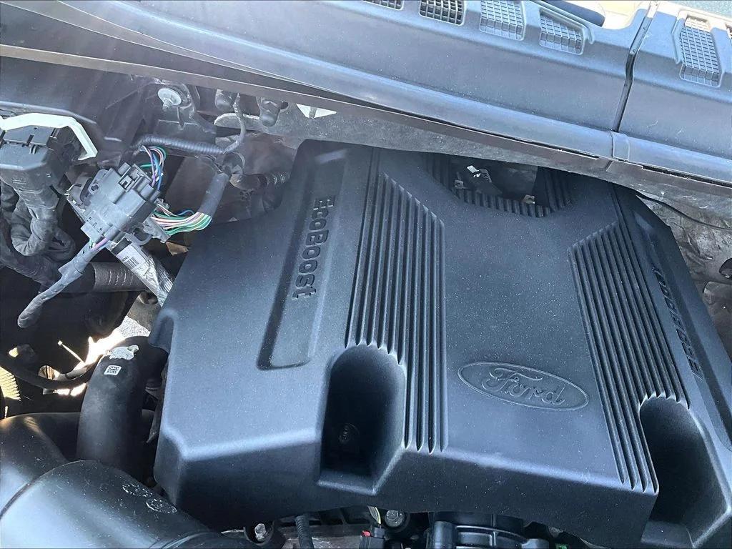 Used 2017 Black Ford XLT image 36