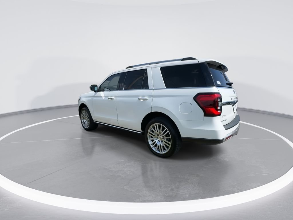 Used 2024 White Ford Limited image 6
