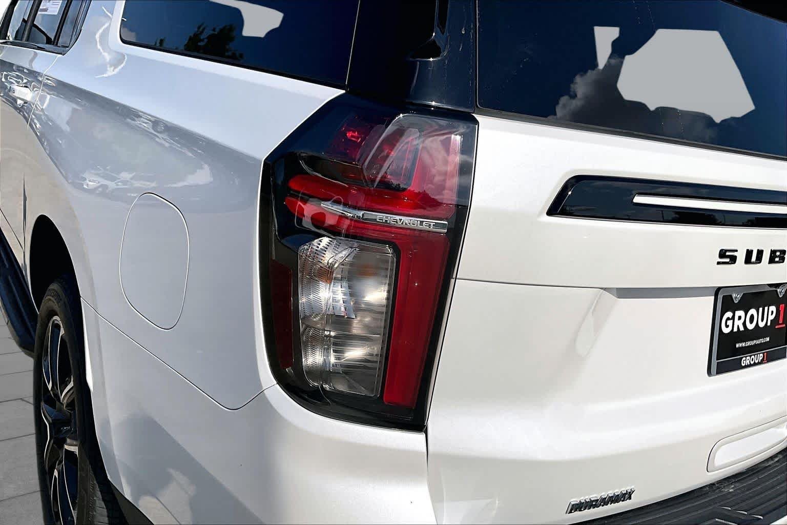 Used 2024 Iridescent Pearl Tricoat Chevrolet RST image 27