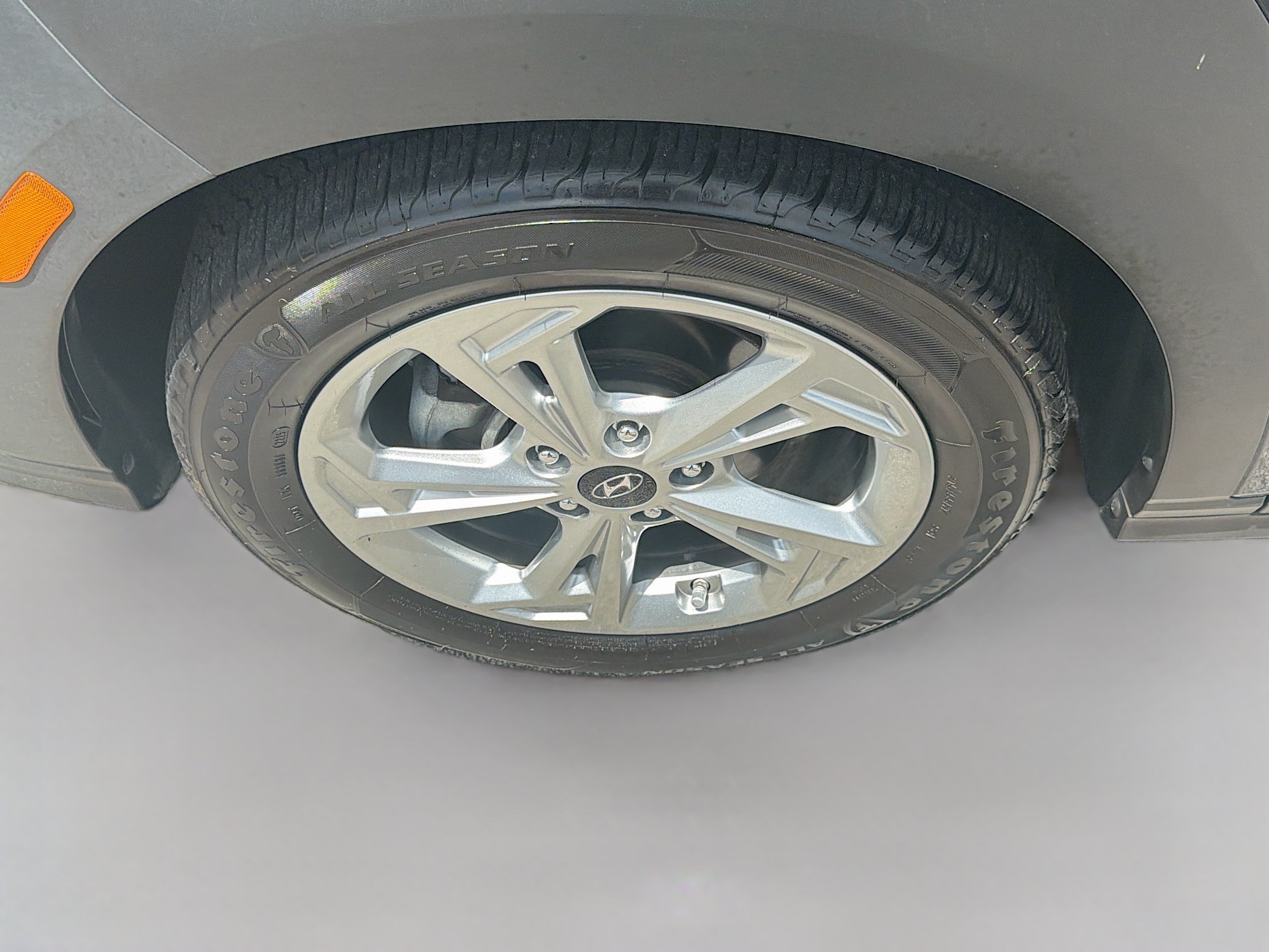 Used 2022 Thunder Gray Hyundai SEL image 33