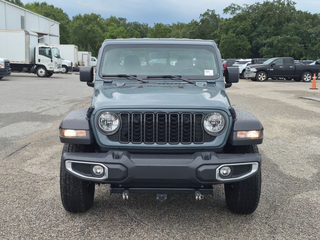 Used 2024 Gray Jeep Sport image 9