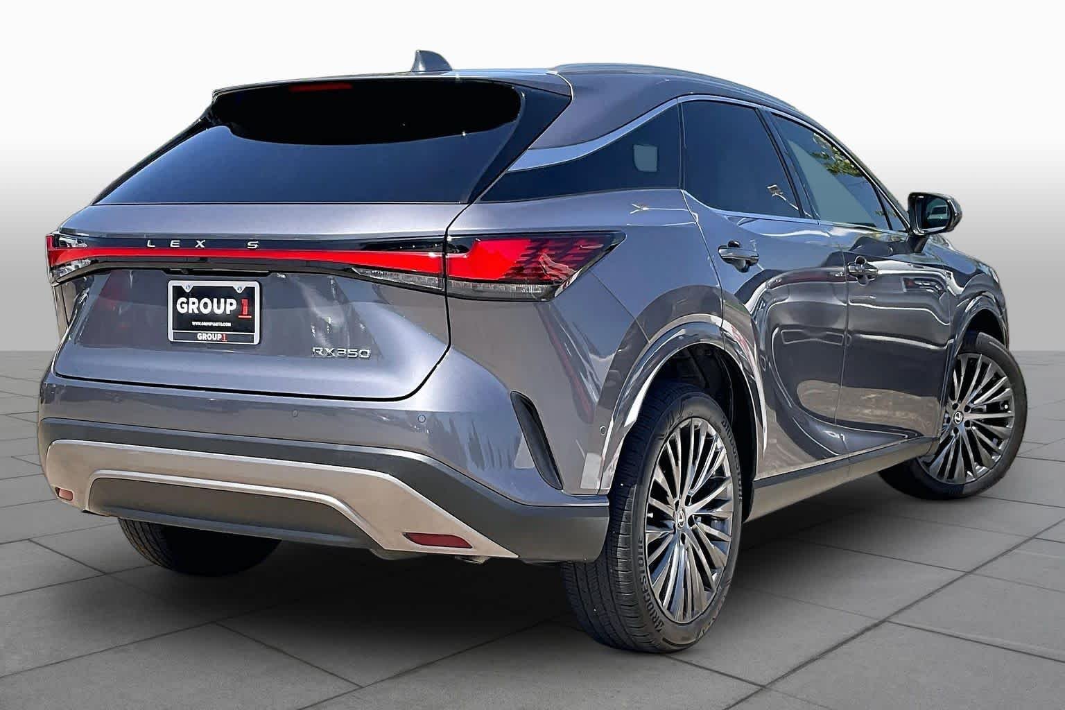 Used 2023 Nebula Gray Pearl Lexus Luxury image 11
