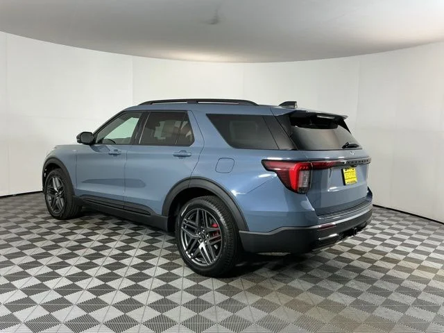 New 2026 Vapor Blue Metallic Ford ST-Line image 7