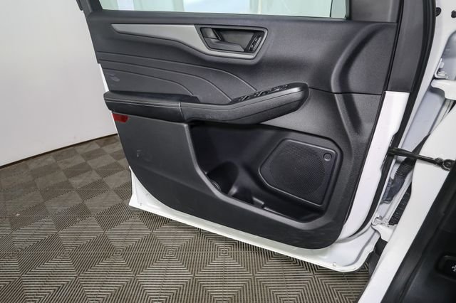 Used 2023 White Ford Active image 36