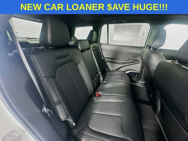New 2026 Bright White Clear-Coat Exterior Paint Jeep  image 28