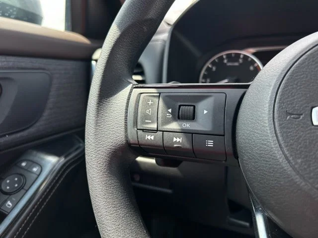 Used 2023 Gun Metallic Nissan SV image 37