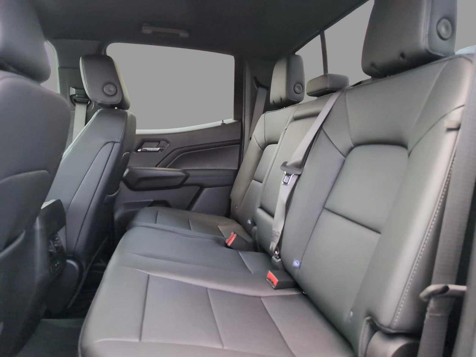 New 2026 Sterling Metallic GMC Elevation image 36