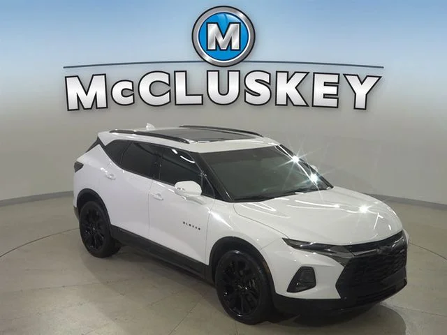 Used 2019 White Chevrolet RS image 34