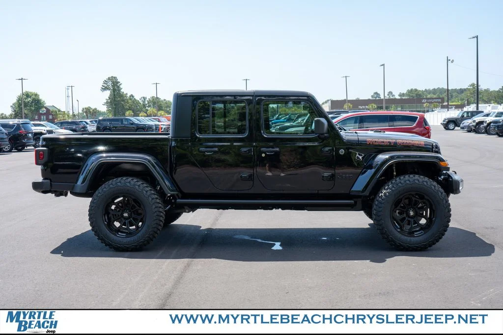 New 2026 Black Clear-Coat Exterior Paint Jeep Sport S image 7