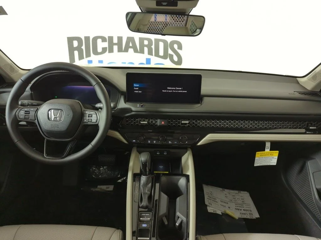 2025 Honda Accord Hybrid EX-L - Photo 14