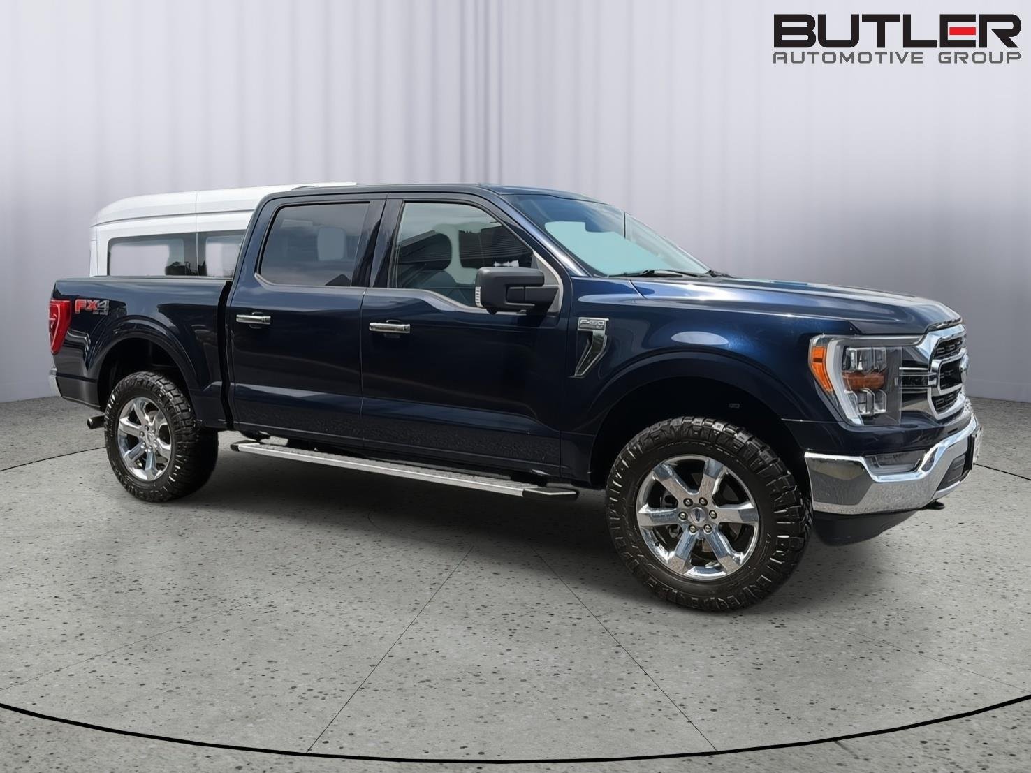 Used 2022 Antimatter Blue Ford XLT image 7