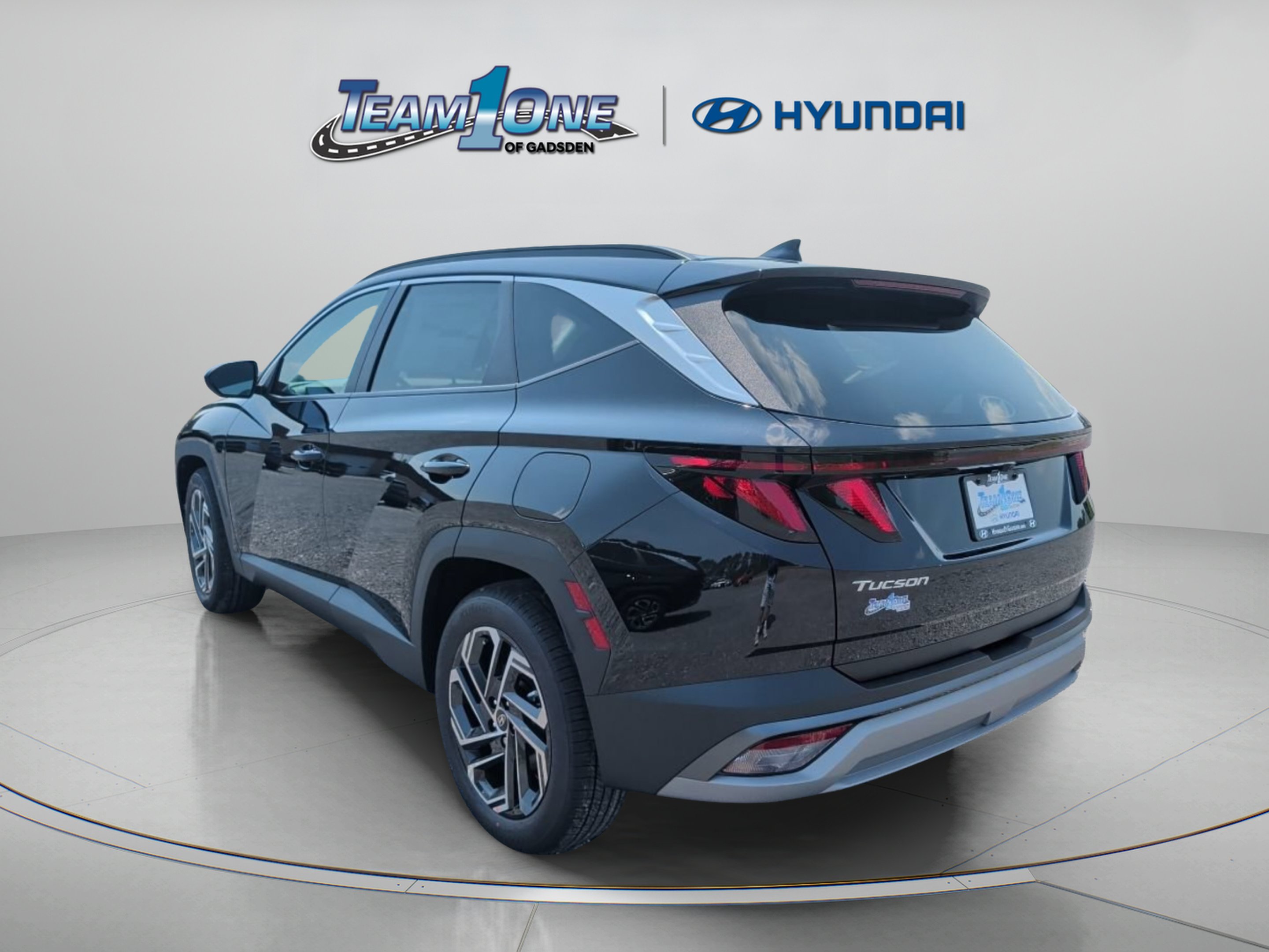 New 2026 Phantom Black Hyundai SEL Plus image 6