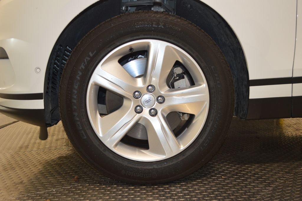 Used 2026 Fuji White Land Rover S image 11