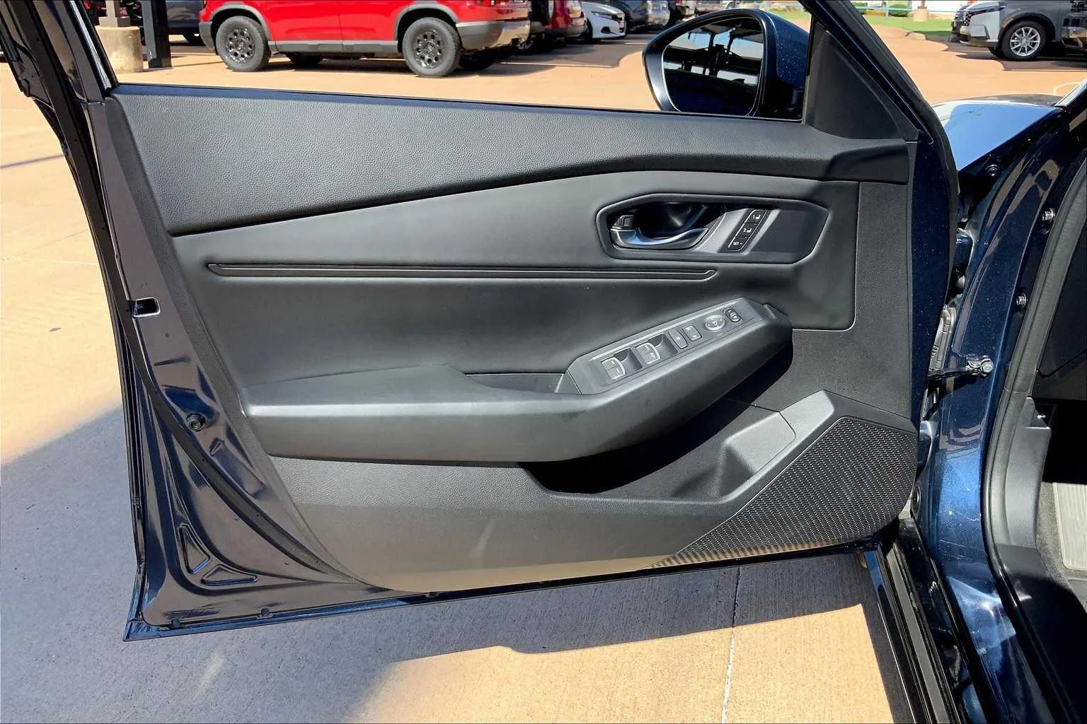 Used 2023 Canyon River Blue Metallic Honda EX-L image 20