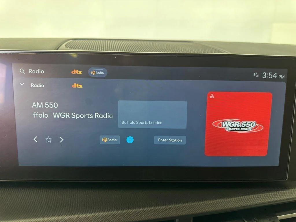 Used 2026 Red Hyundai SEL image 18