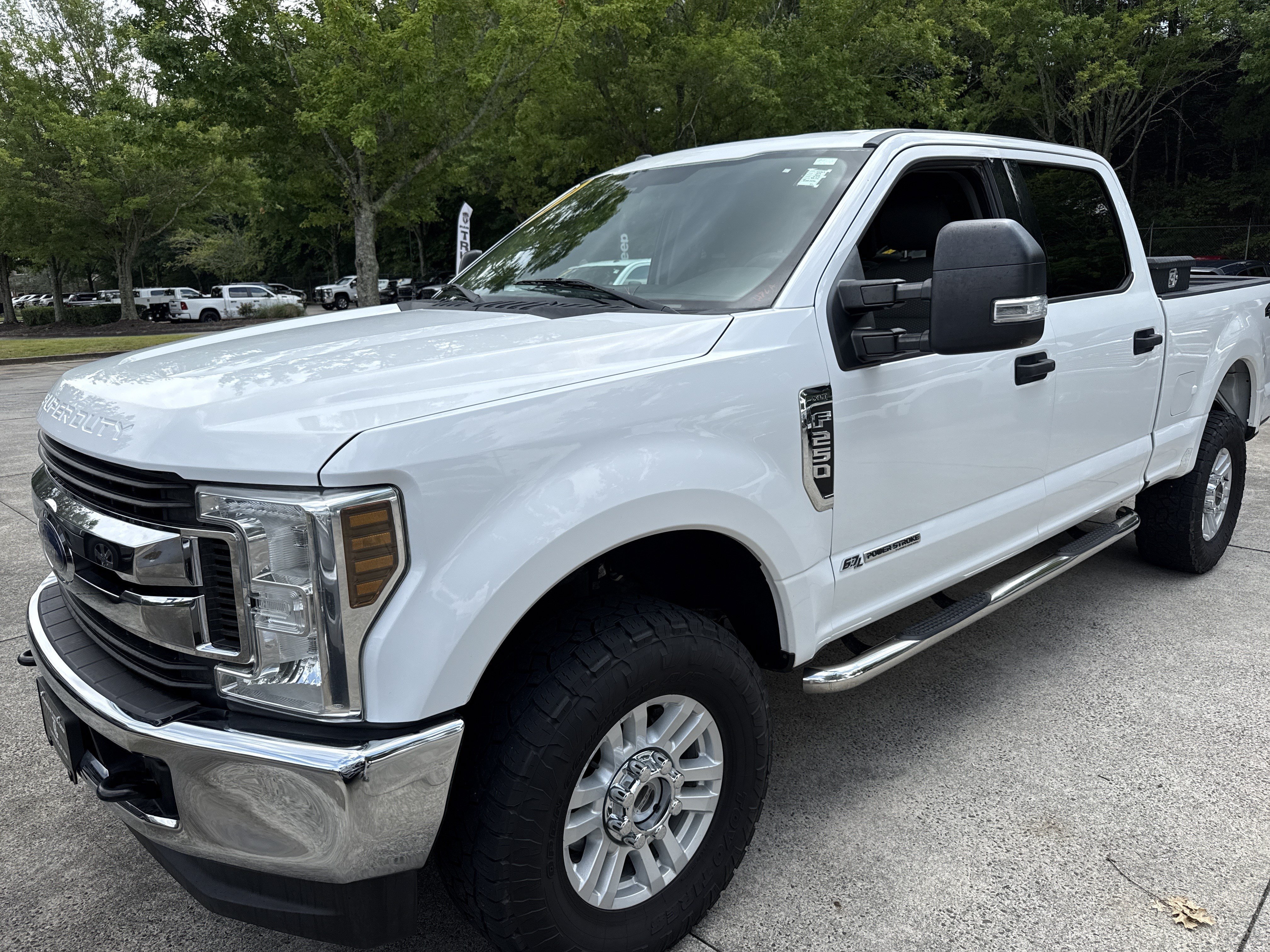 Used 2019 Oxford White Ford XLT image 3