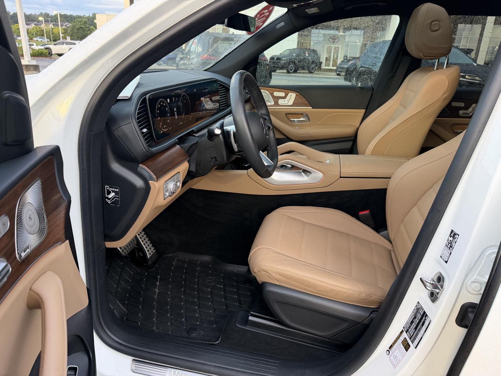 Used 2025 Polar White Mercedes-Benz GLS 450 image 8