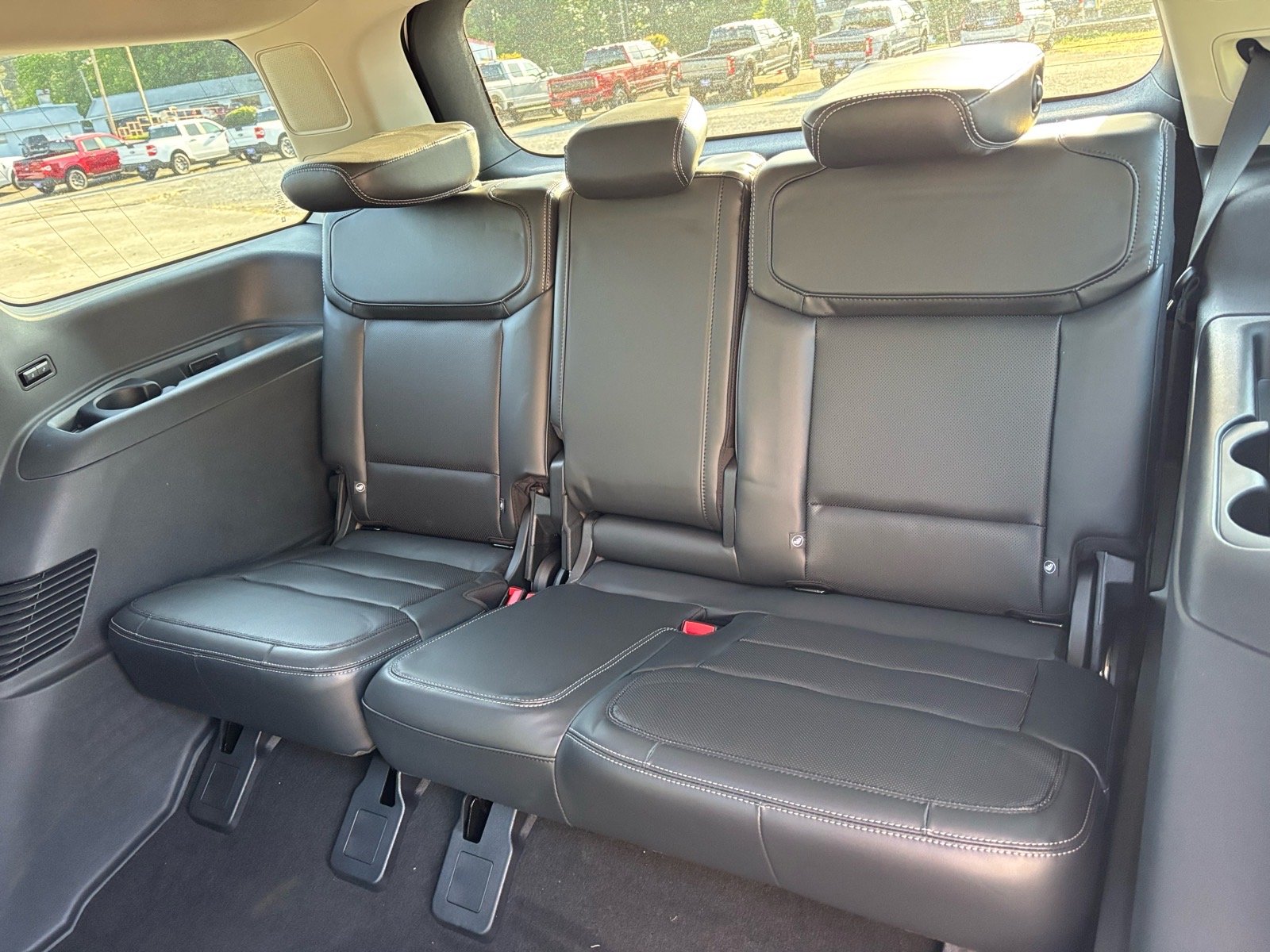 New 2026 Star White Metallic Tri-Coat Ford Platinum® image 12