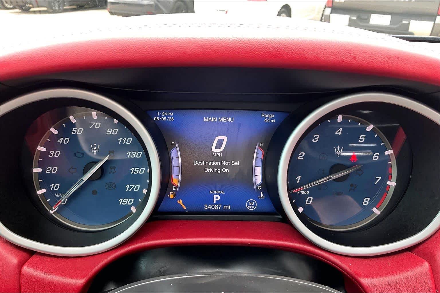 Used 2019 Rosso Folgore Mica Maserati GranLusso image 26