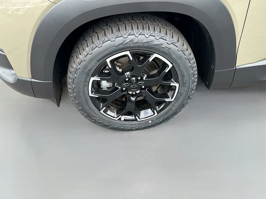 New 2026 Zircon Sand Metallic Mazda 2.5 Turbo Meridian Edition image 32