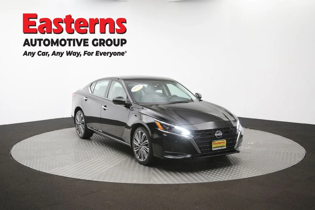 Used 2024 Black Nissan 2.5 SL image 50
