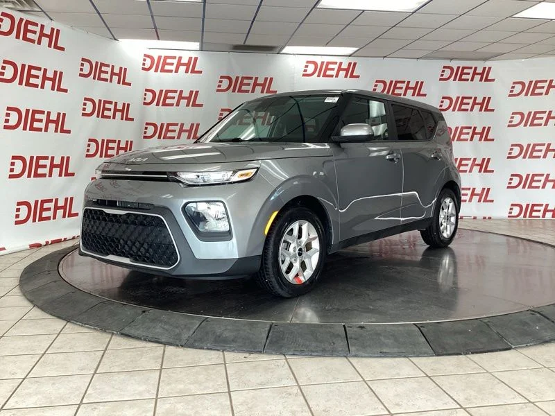 Used 2022 Gray Kia LX image 3
