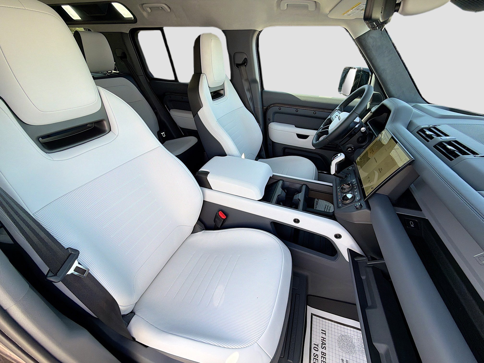 New 2026 Charente Grey Land Rover OCTA image 13